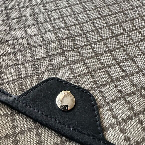 Authentic leather messenger Gucci Bag - Picture 13 of 16